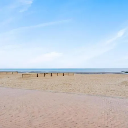 Apartment In Belgium With Sea View *